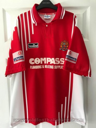 Dagenham & Redbridge Home football shirt 1999 - 2001
