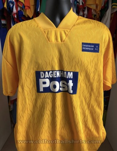 Dagenham & Redbridge Away football shirt 1992 - 1994