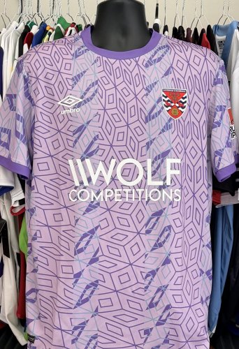 Dagenham & Redbridge Goalkeeper football shirt 2026 - 2027
