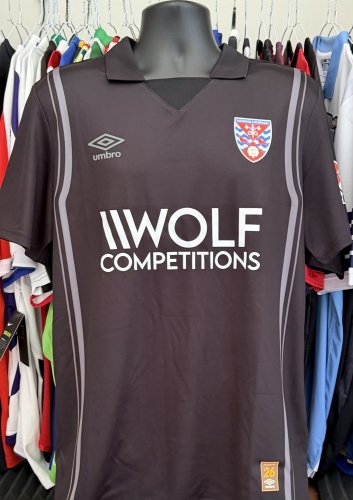 Dagenham & Redbridge Goalkeeper football shirt 2026 - 2027