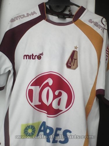 Deportes Tolima Away football shirt 2010