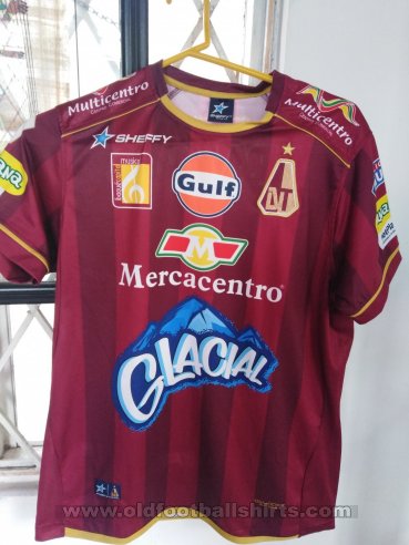 Deportes Tolima Home football shirt 2017