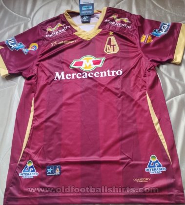 Deportes Tolima Home football shirt 2016