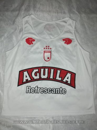 Independiente Santa Fe Training/Leisure football shirt 2007